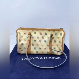 Dooney & Bourke shoulder Bag
